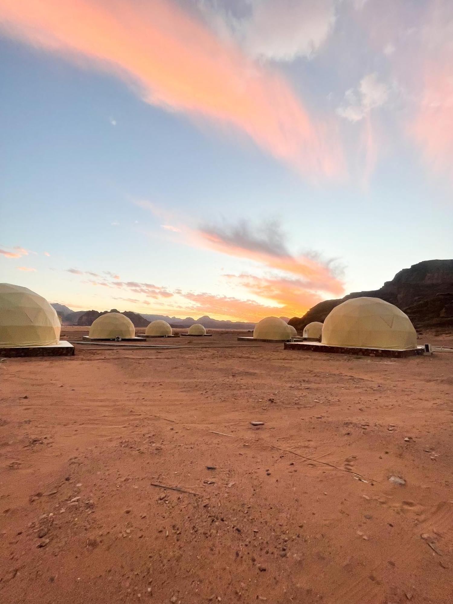 Wadi Rum Stargazing Camp מראה חיצוני תמונה