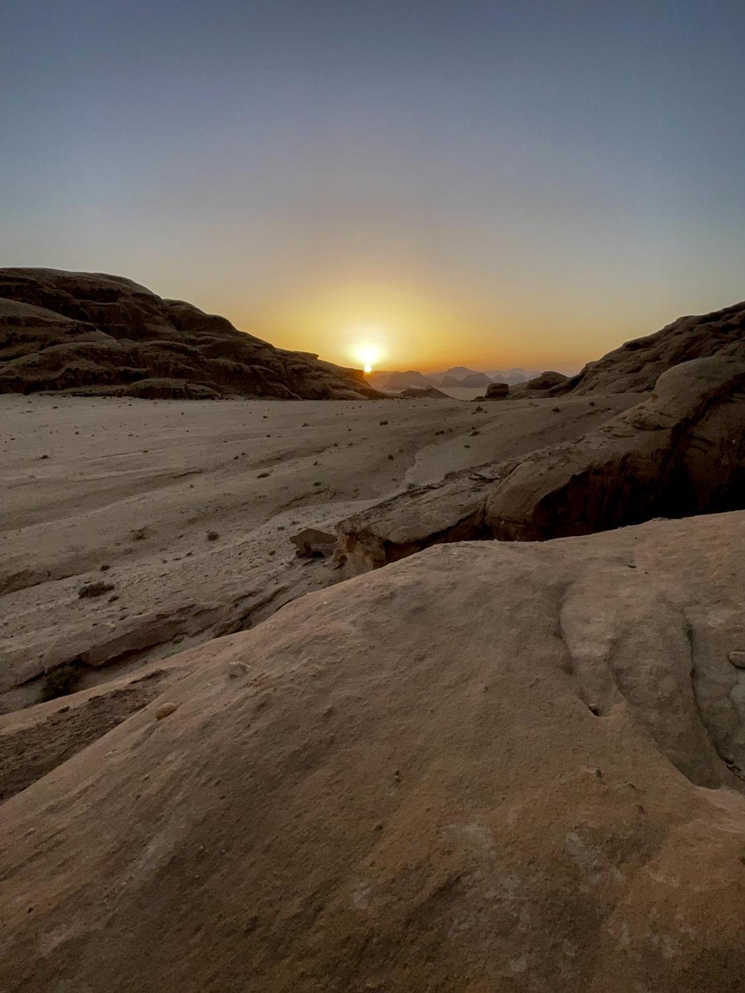Wadi Rum Stargazing Camp מראה חיצוני תמונה